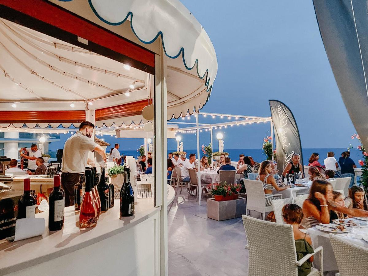 Hotel Villa Sorriso Лідо-ді-Єзоло Екстер'єр фото